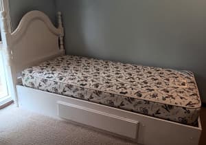 Single bed (frame and mattress)