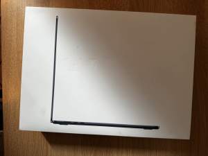 NEW SEALED MacBook Air 15 M2