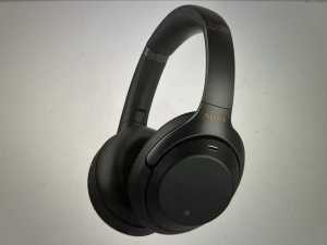 WH-1000XM3 Wireless Headphones - Brand: Sony - Black (2Hand)