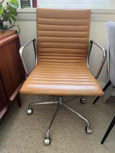 Brown leather & chrome Eames-style office chair