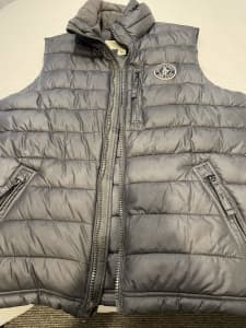 Abercrombie and fitch puffer vest