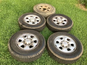 Hilux N70 Tyres and Rims