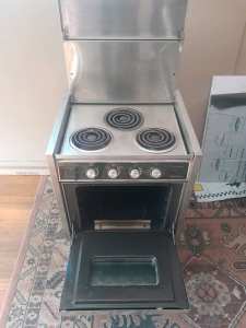 Seaward Princess oven/stove