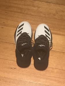 Adidas size 9 basketball shoes (no holds)