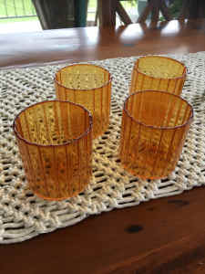 4 x retro amber coloured cocktail tumblers