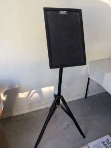 Projector stand / music stand