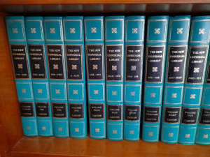 Rare THE NEW UNIVERSAL LIBRARY 1969 Encyclopaedia 15 Volumes Mint