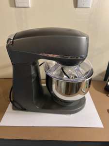 Stand mixer Kmart anko with bowl and paddles
