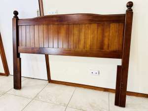 Wooden double size bed head