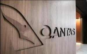 Qantas lounge passes
