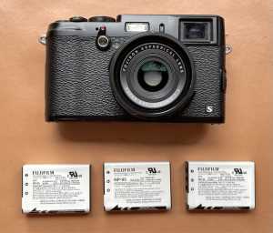 Fujifilm X100S APSC Mirrorless Camera Black