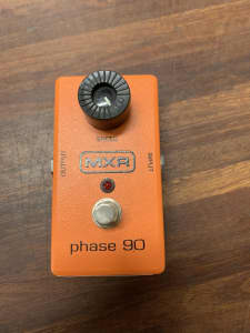 MXR delay pedal (Phase 90)
