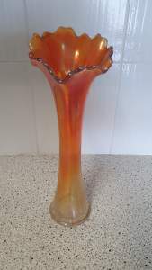Venetian Glass Vase with flutted top