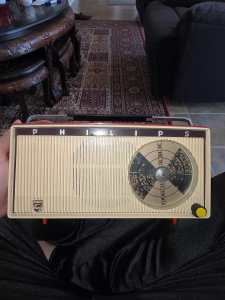 Philips transistor radio