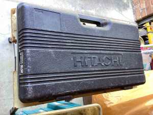 Genuine Hitachi Green DS18DVF3 Cordless 18v Drill Driver 2 Piece Kit