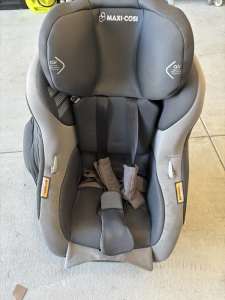 Maxi Cosi Baby Car Seat