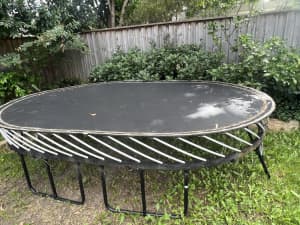 FREE Springfree trampoline