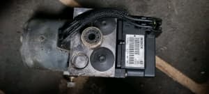 ABS MODULE HOLDEN COMMODORE VY V6 