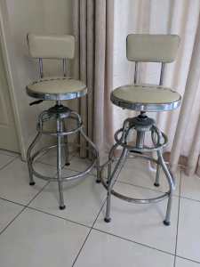 bar stools for sale olx