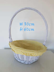 white cane basket 30cm x 40cm