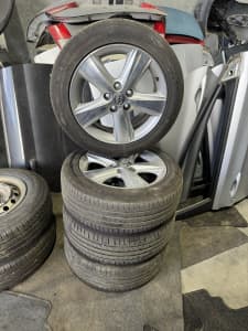4X ALLOY RIMS TYRES 2010 TOYOTA CAMRY TOURING SIZE: 215-55-R17