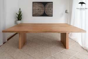 Atlas Dining Table BRAND NEW 5 sizes