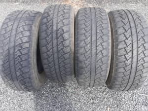 4x 275/70r16 tyres