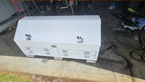 Truck Box Steel 1770 x 600 x 750 White Angled 4 Drawer Gas Struts T Ha