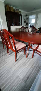 Dining room table 6 chairs table extends to 2.4 meters seating fo 8 ex