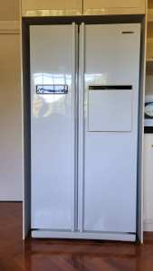 Samsung SRS539HW 540L double door fridge