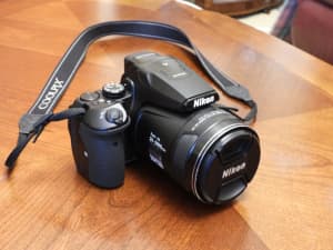 Nikon Coolpix P900 16Mp camera with 24-2000mm lens