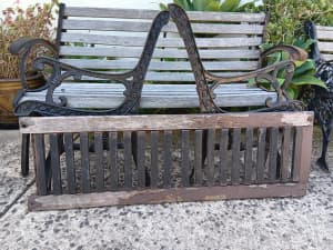 Vintage cast iron bench ends and backrest. (Bars)