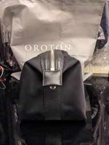 Oroton Designer Wet Pack / Toiletry Bag