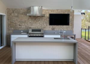 Outdoor Kitchens, BBQs, Pizza Ovens - Brick, Block or Stone