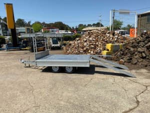 Flat Top Trailer With Ramps 2.8t gvm