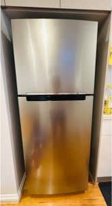 Samsung fridge 400L