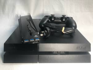 Sony PlayStation 4 console 500GB CUH-1002a plus PS4 games
