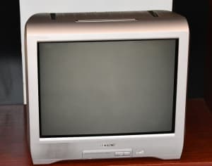 Vintage Sony Trinitron CRT-TV model KV- BM21M10 or KV-PF21P10 $200