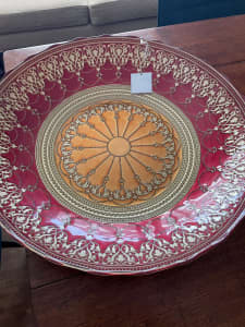 Large ornamental bowl/dish