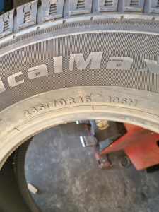 Tyres 4 235 70r 16 95% new & brand new Bridgestone 265 60 18 .