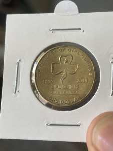 2010 Girl Guides $1 coin unc