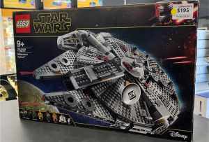 Lego Star Wars millennium falcon 75257