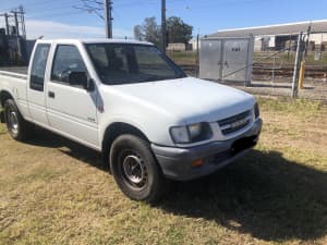 Holden rodeo $5000