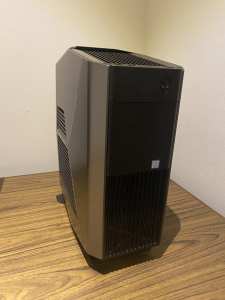 Alienware AURORA R7 gaming desktop with GTX 1080 TI and i7 8700K