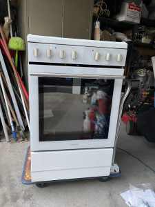 Electric upright stove