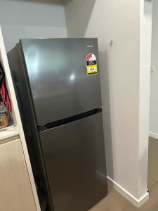 Heller 221L Refrigerator