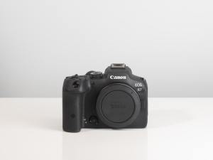Canon EOS R7 (BODY) APS-C Mirrorless Camera in Mint condition