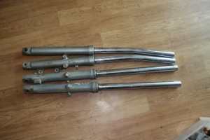 Yamaha sr250 forks 2 pairs early and late model