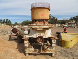 Allis Chalmers 36' Gyratory Rock Crusher with Lots of Spares