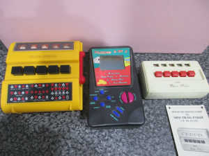 3 X HAND HELD POKER GAMES FROM THE 70s ( NOT WORKING)